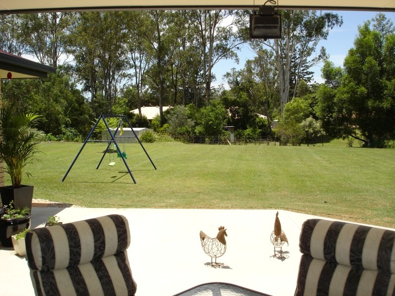 10 Endwood Ct, Samford QLD 4520