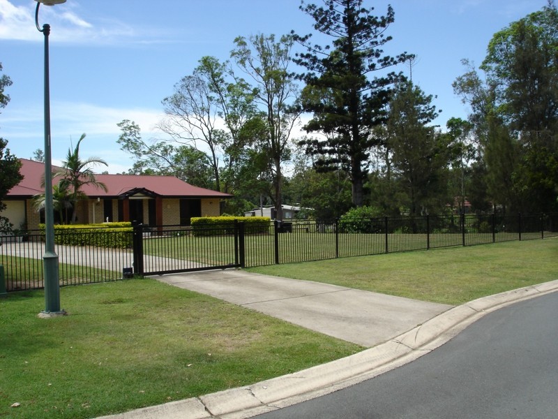 10 Endwood Ct, Samford QLD 4520