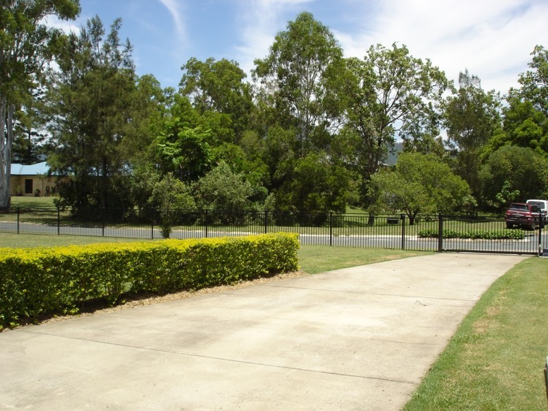 10 Endwood Ct, Samford QLD 4520