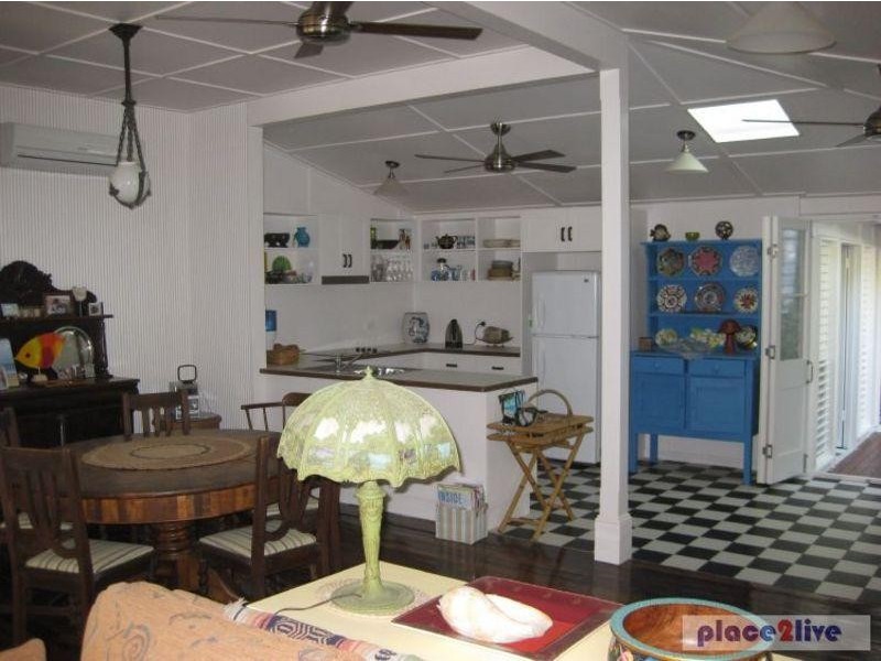 22 Olympus Crescent, Magnetic Island QLD 4819