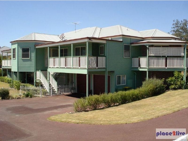 18 Chalmers Court, Samford QLD 4520