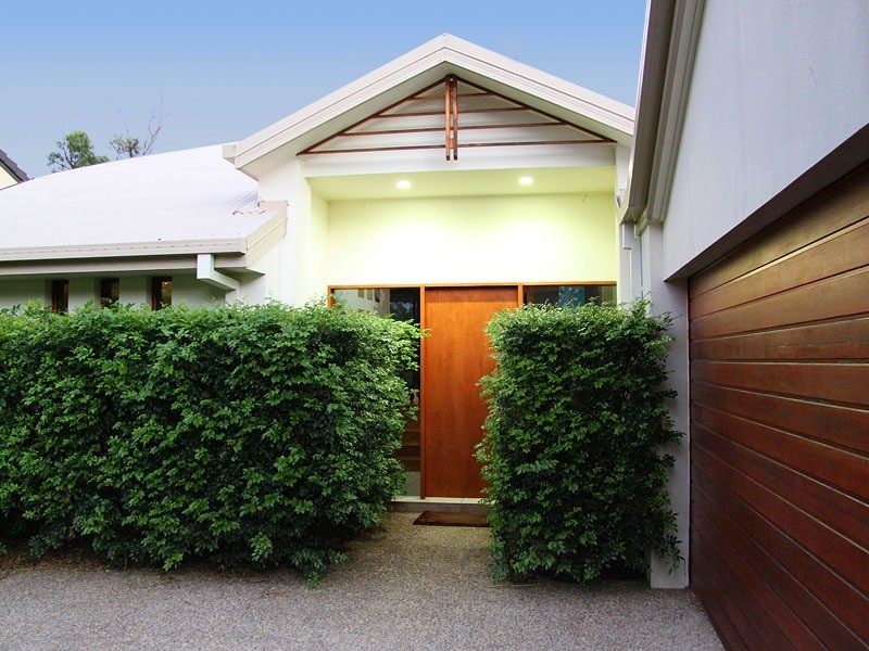 296 RON PENHALIGON WAY, Robina QLD 4226