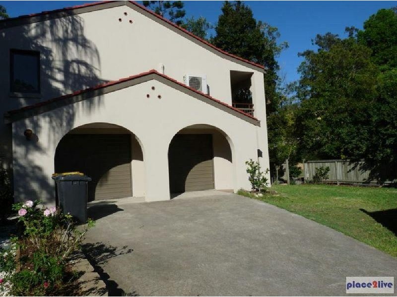 22 Goolman Street, Chapel Hill QLD 4069