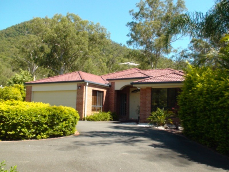 5 Woodbine Ct, Samford QLD 4520