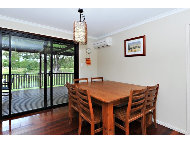 22 Davison Rd, Samford QLD 4520