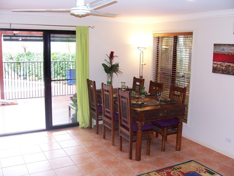 7 Osira Close, Eatons Hill QLD 4037