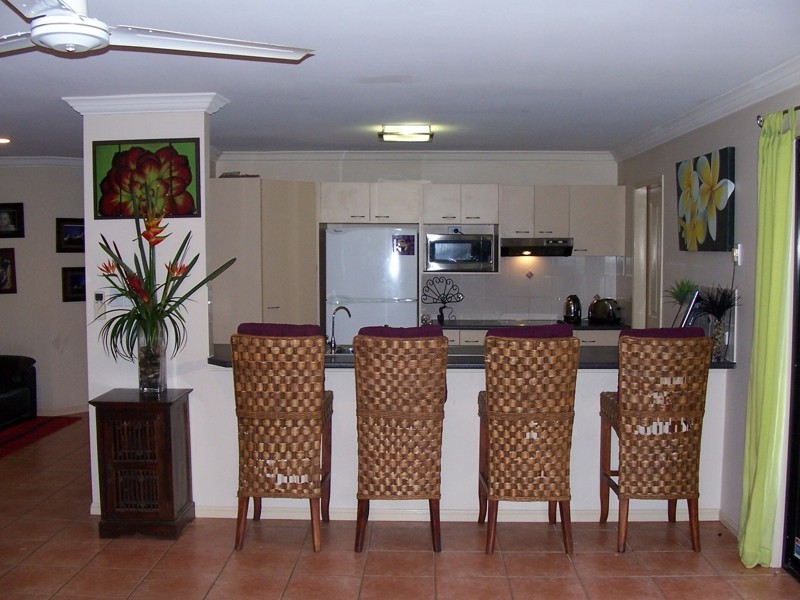 7 Osira Close, Eatons Hill QLD 4037