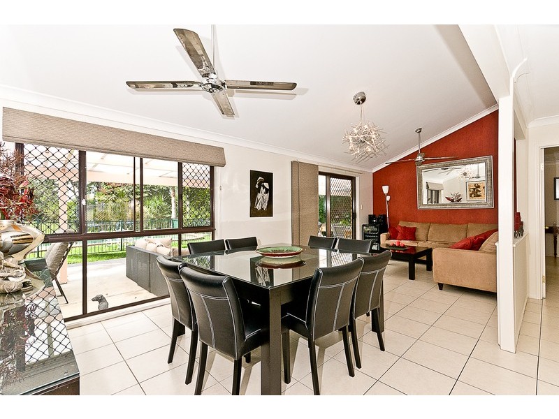 49 Greenwood Crs, Samford Valley QLD 4520