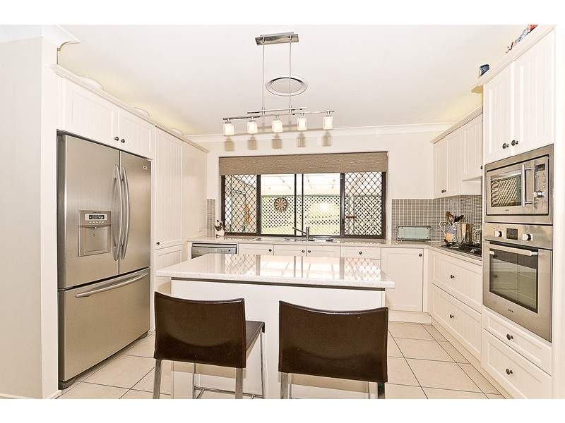 49 Greenwood Crs, Samford Valley QLD 4520