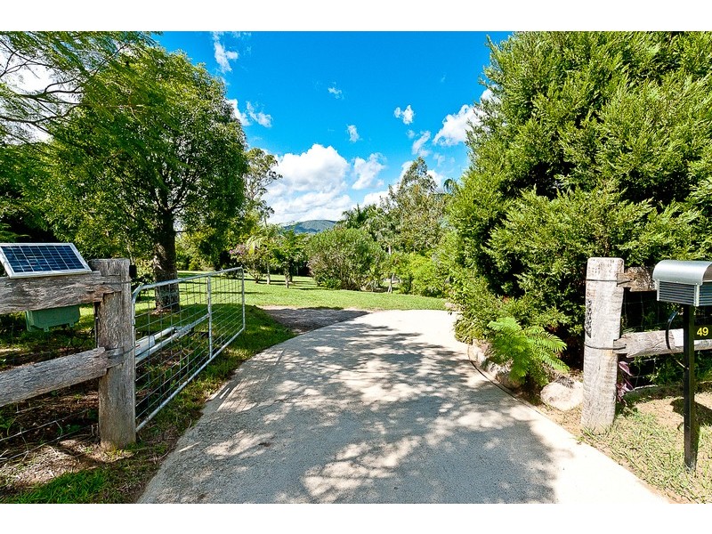 49 Greenwood Crs, Samford Valley QLD 4520