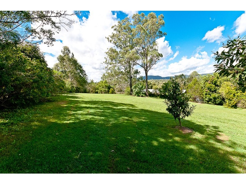 49 Greenwood Crs, Samford Valley QLD 4520