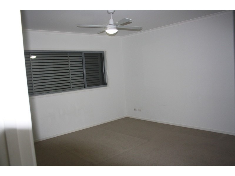 14 Caddies Blvd, Rouse Hill NSW 2155