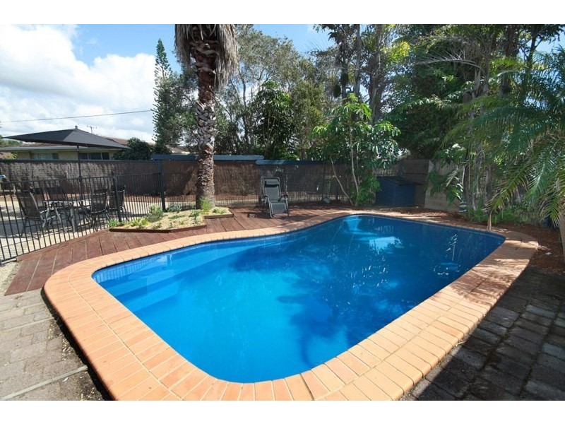 78 Lapoinya Cr, Warana QLD 4575