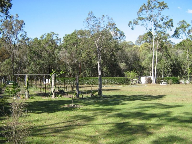 6 Sandstone Rd, Greenbank QLD 4124