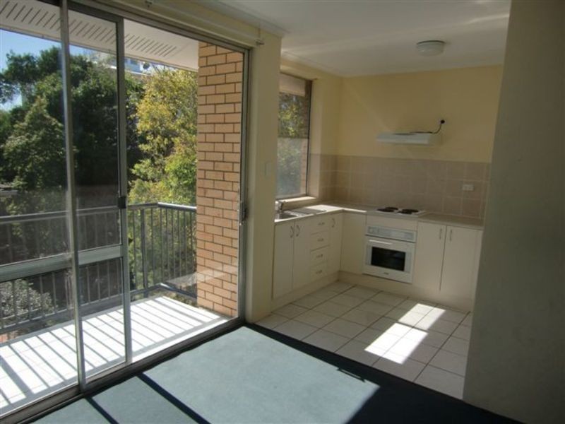 5/28 Underhill Ave, Indooroopilly QLD 4068