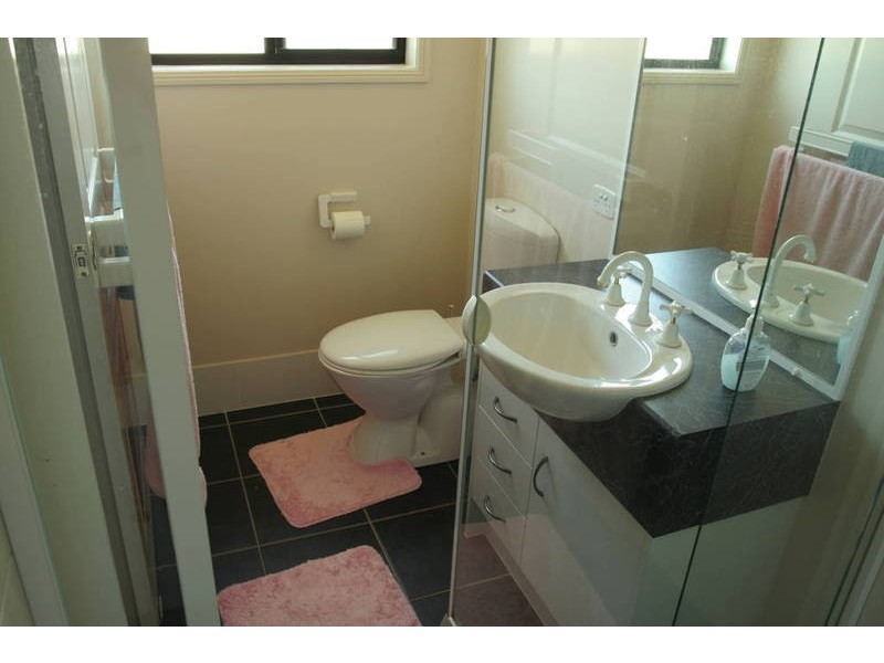 14 Kookaburra Ct, Meringandan West QLD 4352