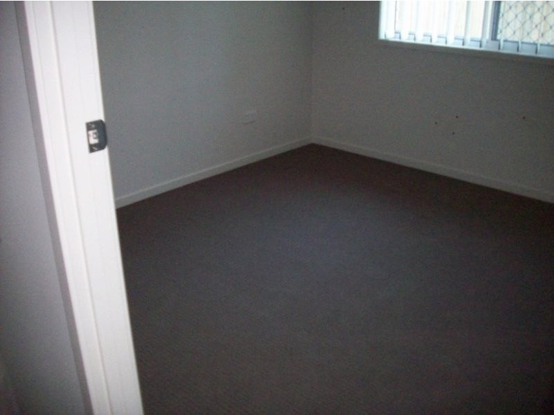 15b Nimerette St, Bellbird Park QLD 4300