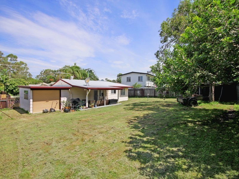 27 Cowper Ave, Eagleby QLD 4207