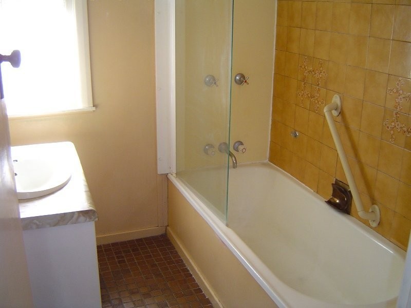 172 Indooroopilly Rd, St Lucia QLD 4067