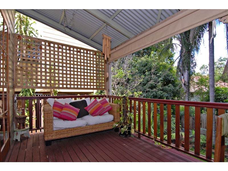 23 Dover Street, Red Hill QLD 4059