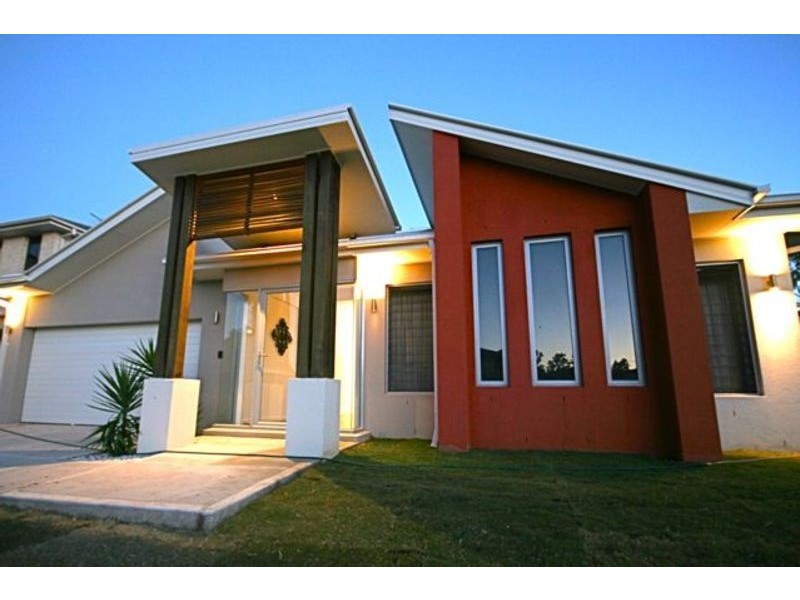 1 Uluru Place, Forest Lake QLD 4078