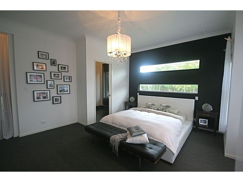 1 Uluru Place, Forest Lake QLD 4078