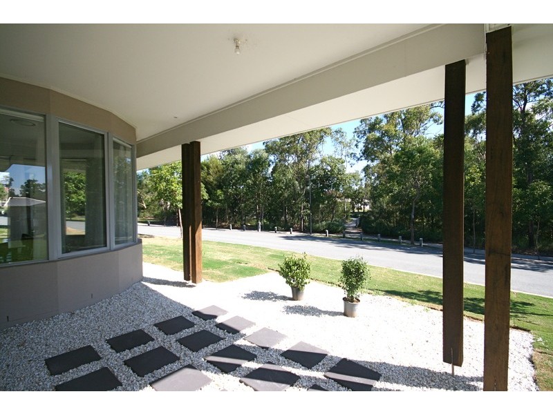 1 Uluru Place, Forest Lake QLD 4078