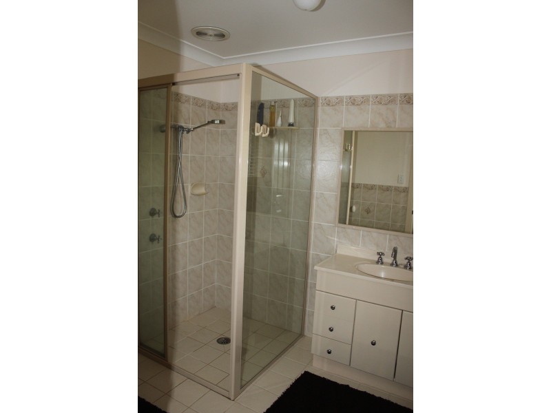 4 Abel Tasman Drive, Lake Cathie NSW 2445