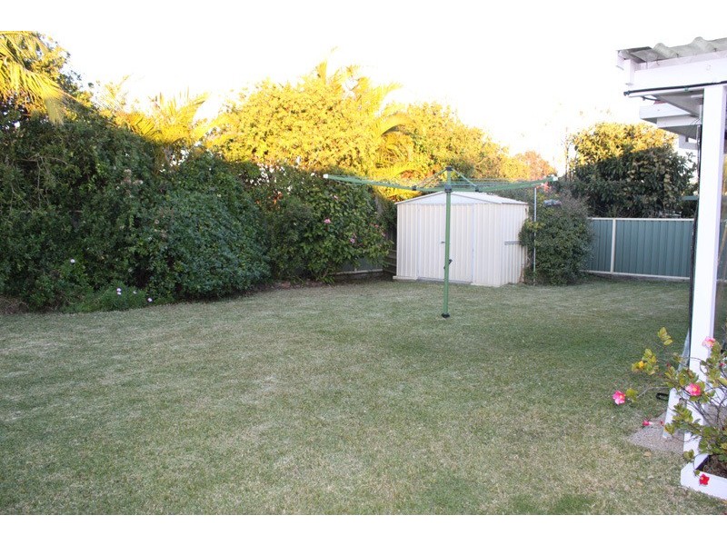 4 Abel Tasman Drive, Lake Cathie NSW 2445