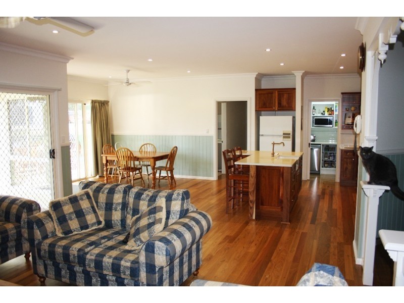 65 King Parrot Close, Canungra QLD 4275
