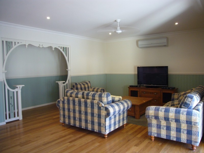 65 King Parrot Close, Canungra QLD 4275