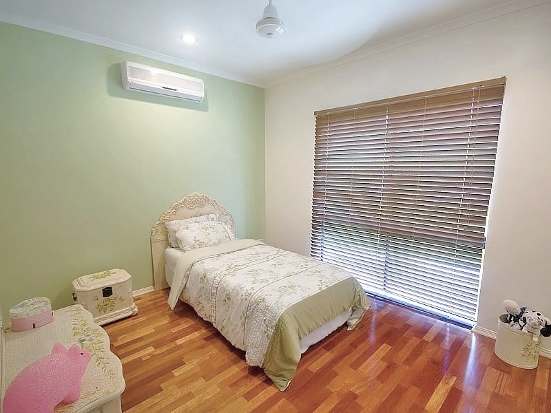 20 Batt St, Clifton Beach QLD 4879