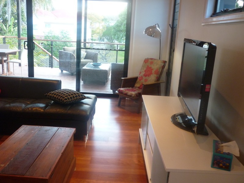 17 Baron Street, Greenslopes QLD 4120