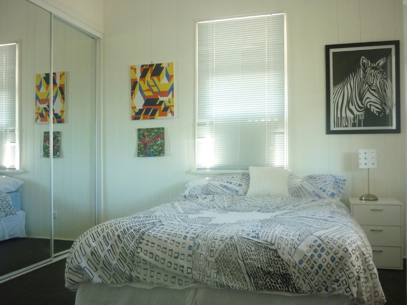 17 Baron Street, Greenslopes QLD 4120