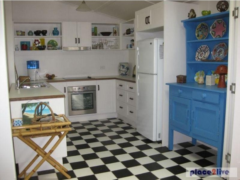 22 Olympus Crescent, Magnetic Island QLD 4819