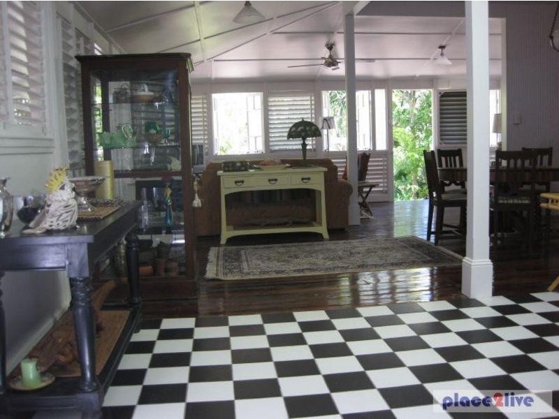 22 Olympus Crescent, Magnetic Island QLD 4819