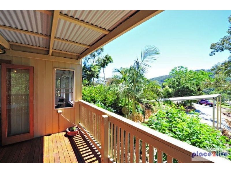 8 Cedardell Court, Samford QLD 4520