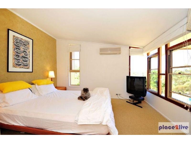 8 Cedardell Court, Samford QLD 4520