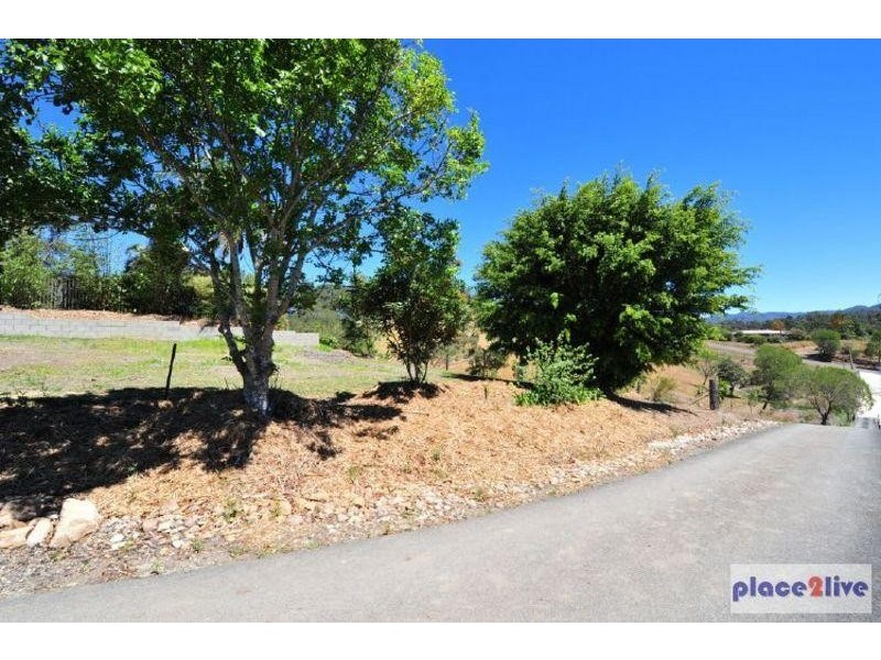 8 Cedardell Court, Samford QLD 4520