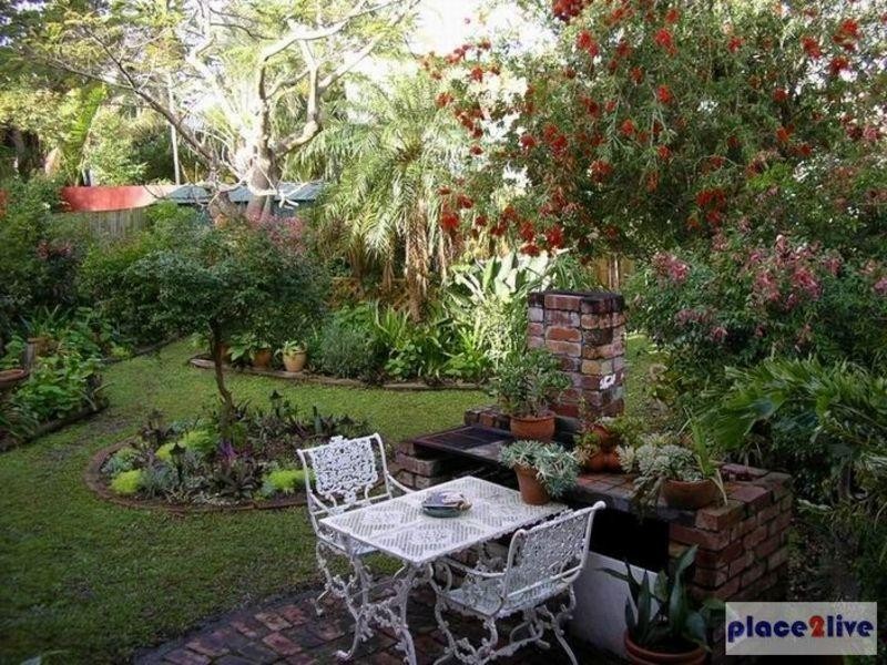 22 Withington Street, East Brisbane QLD 4169