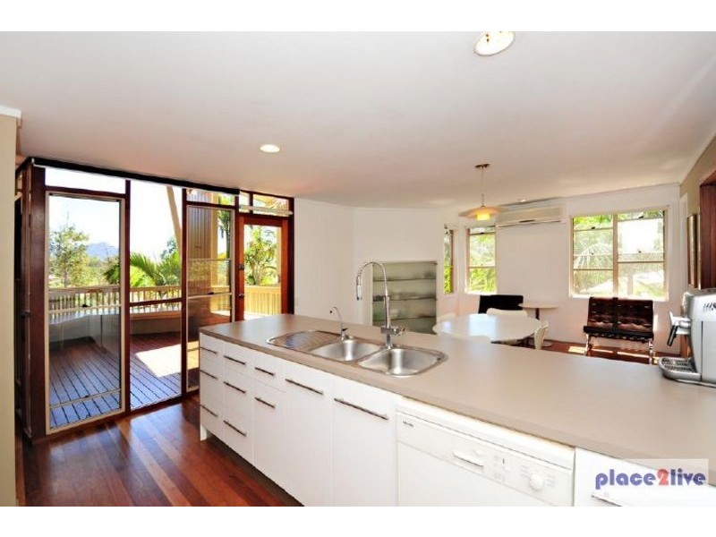 8 Cedardell Court, Samford QLD 4520