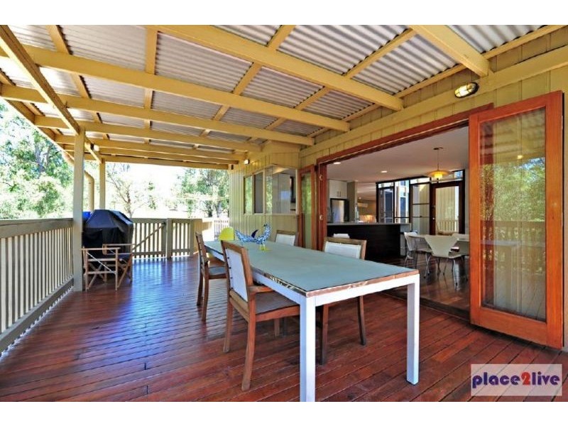 8 Cedardell Court, Samford QLD 4520