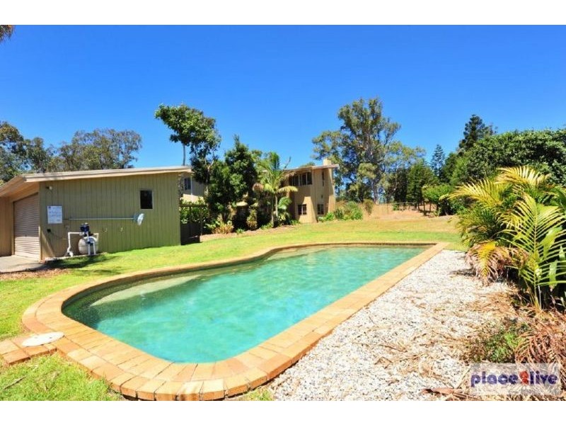 8 Cedardell Court, Samford QLD 4520