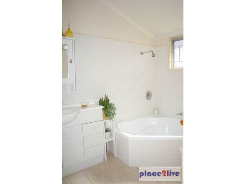 22 Withington Street, East Brisbane QLD 4169