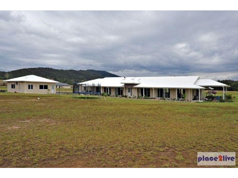 8 Sovereign Way, Samford QLD 4520