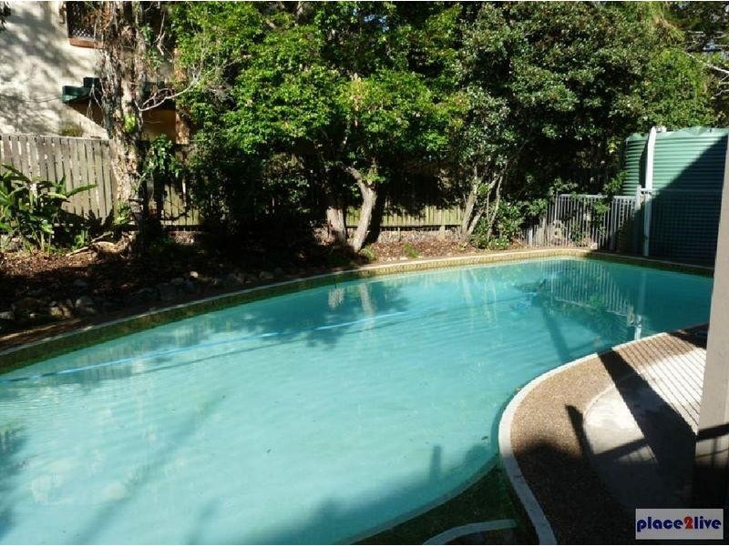 22 Goolman Street, Chapel Hill QLD 4069