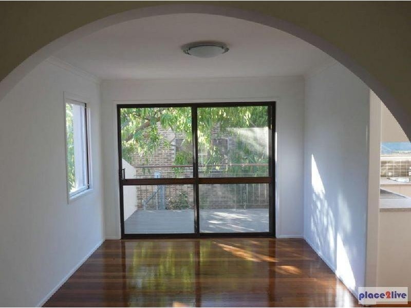 22 Goolman Street, Chapel Hill QLD 4069