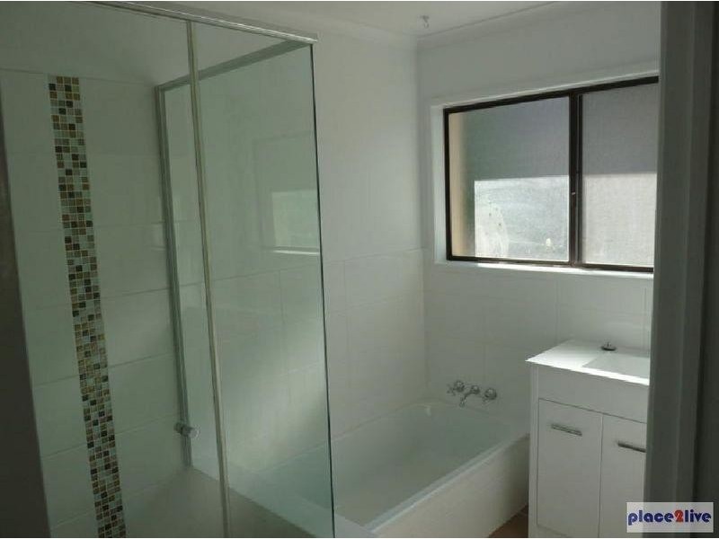 22 Goolman Street, Chapel Hill QLD 4069