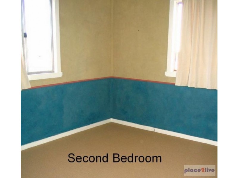 16 Hall Avenue, Norman Park QLD 4170