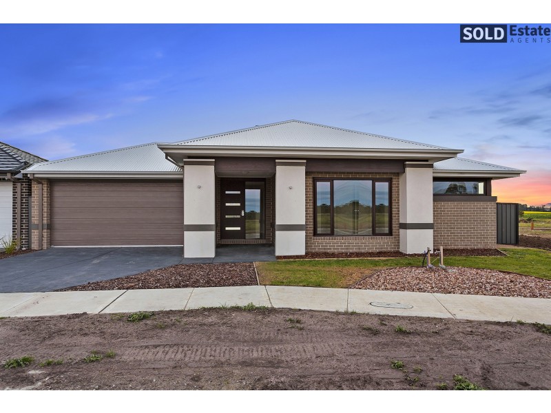 1 COPABELLA CIRCUIT, Clyde North VIC 3978